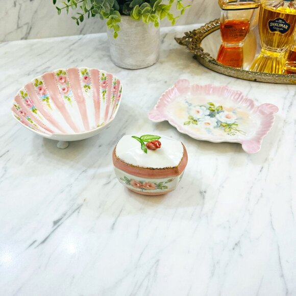 Vintage Other - VTG hand painted vanity set